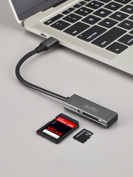 프라임 USB 3.2 Gen 1 카드리더 CRD-44